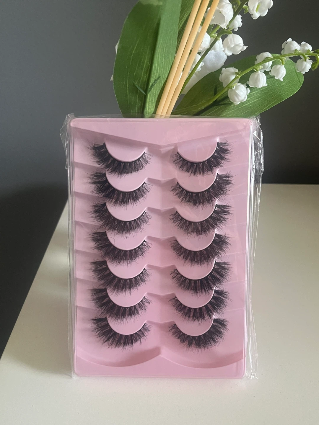 NEW 7 Pairs of Cat Eye Lash Strips