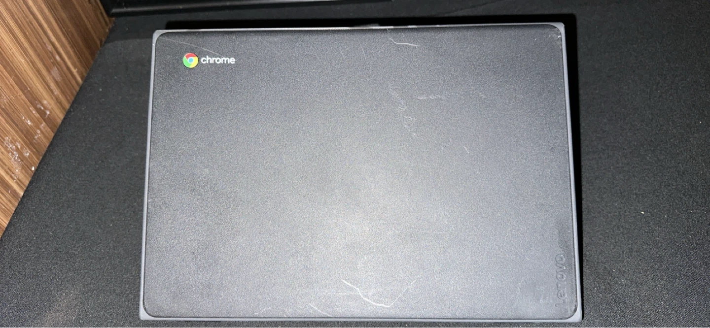 Lenovo Chromebook Laptop - photo 3