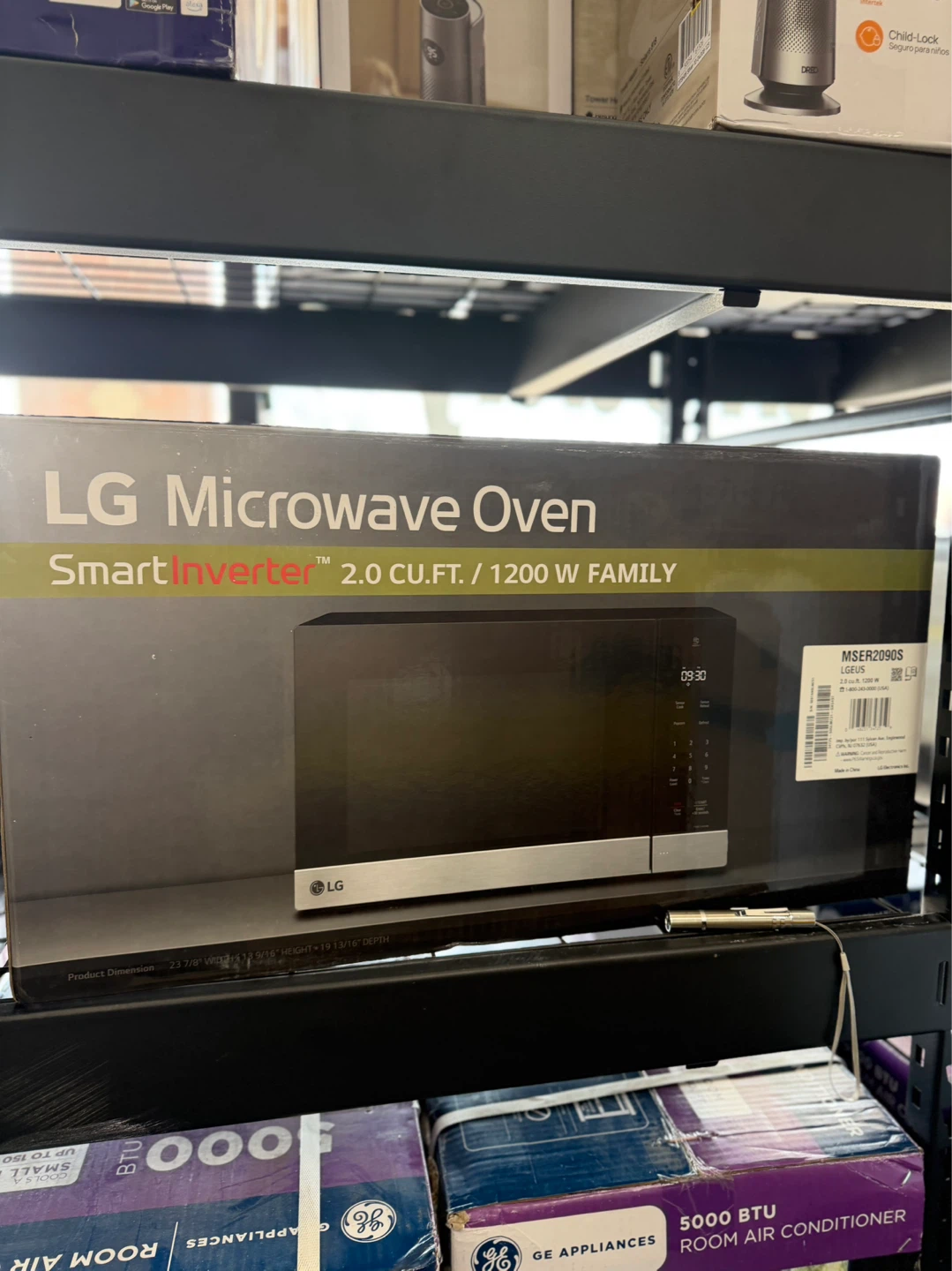 LG Smart Inverter Microwave Oven 2.0 cu.ft / 1200 W