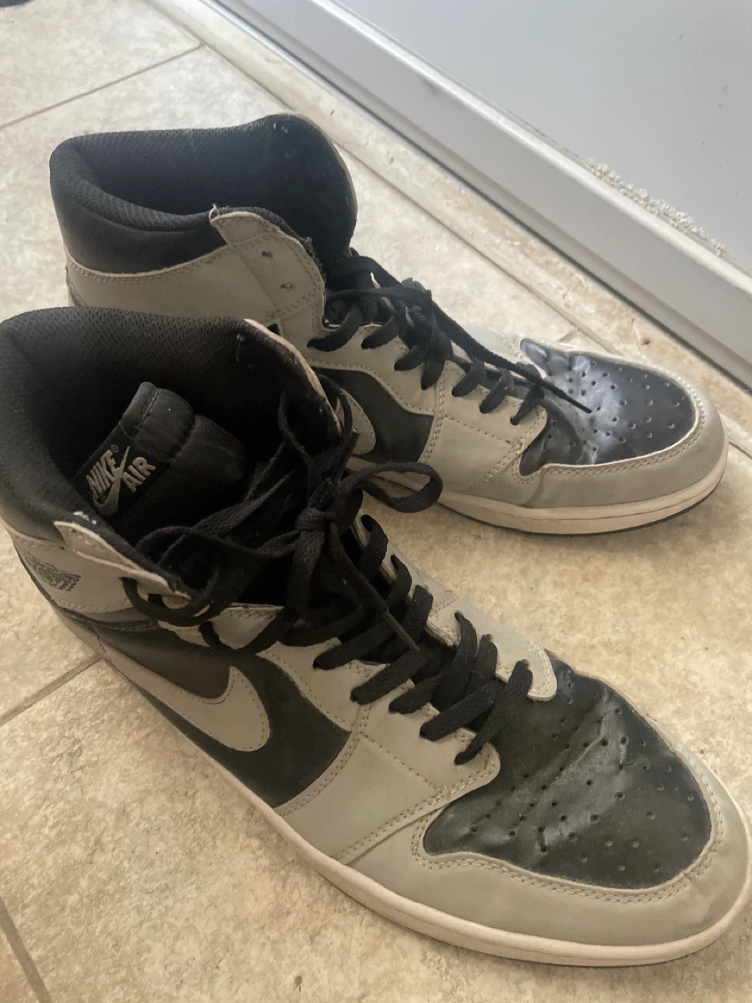 Nike Air Jordan 1 High Grey Black Sneakers