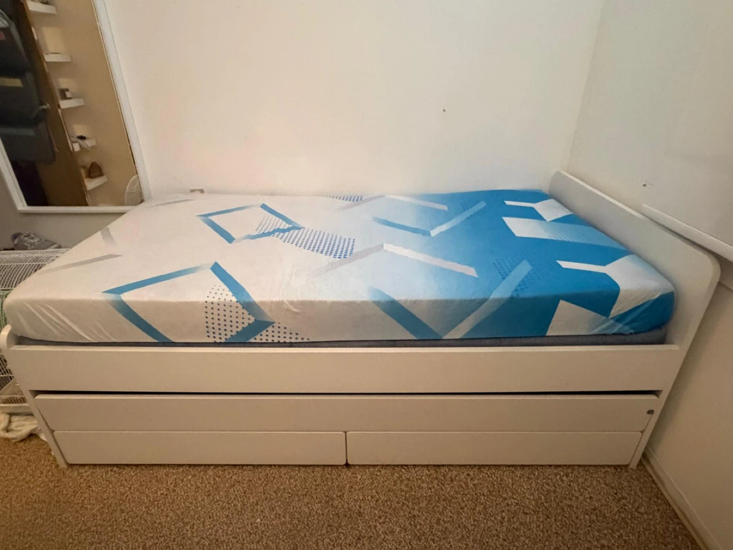 IKEA SLÄKT Daybed Frame with 2 Drawers - White