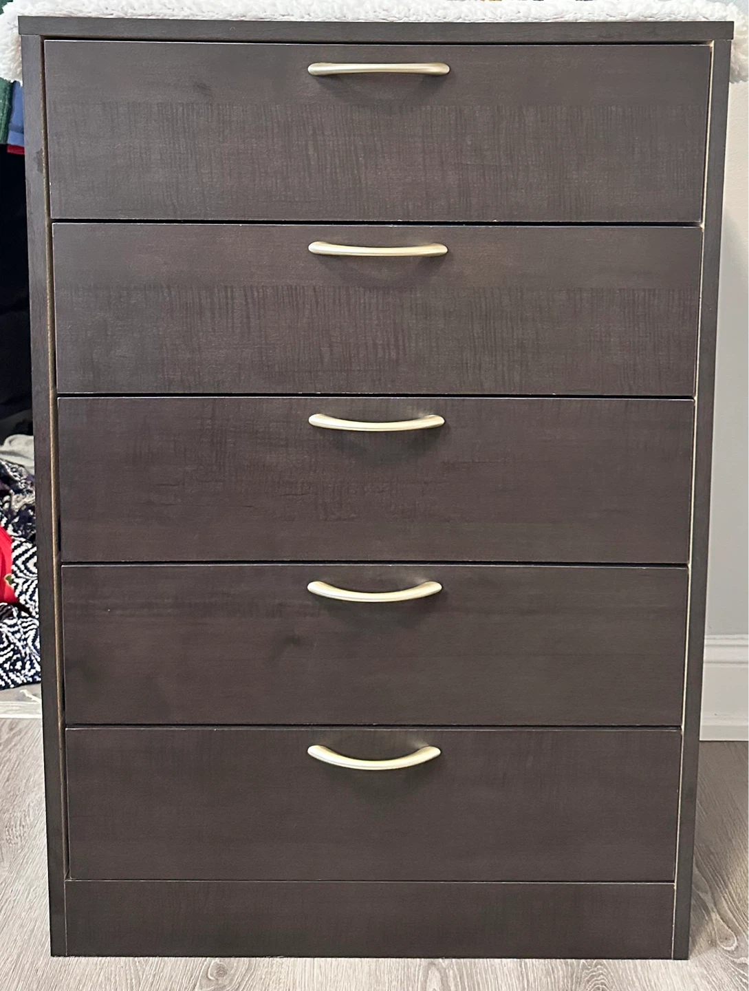 Dark Wood 5-Drawer Dresser (Espresso Brown)