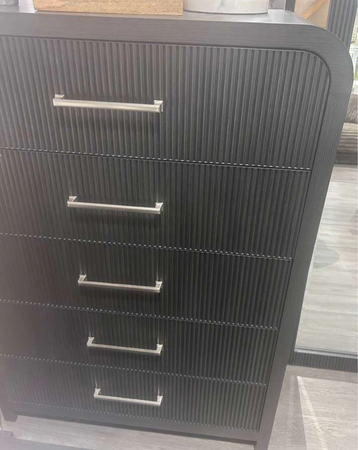 Dresser with Drawer Fronts