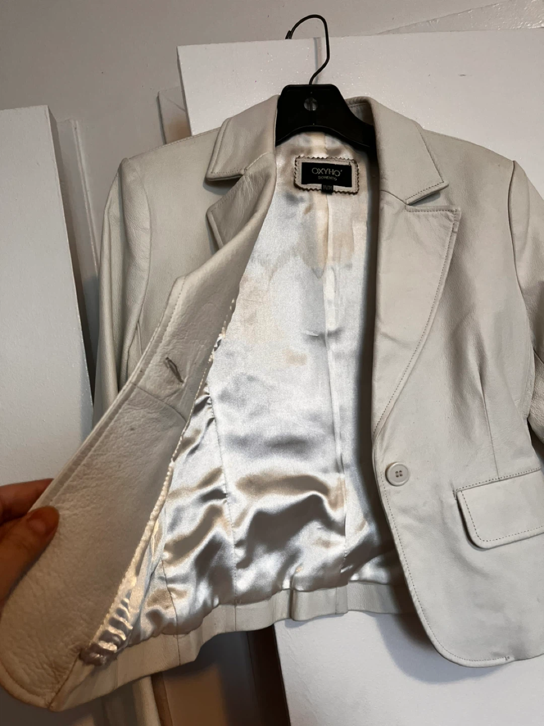 100% Genuine Leather short white jacket M size - photo 2
