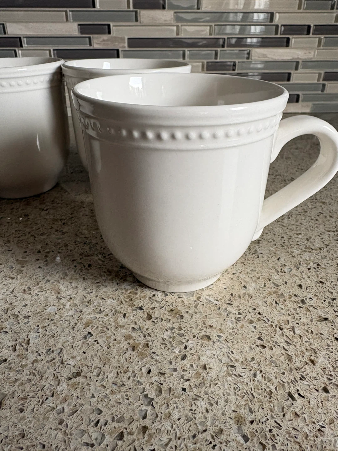 Thomson Pottery 4 White Mugs - photo 2