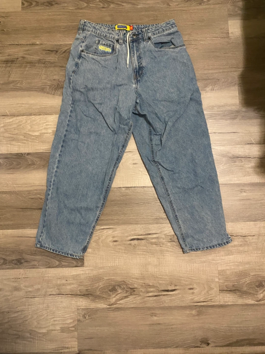 2 Empyre loose jeans