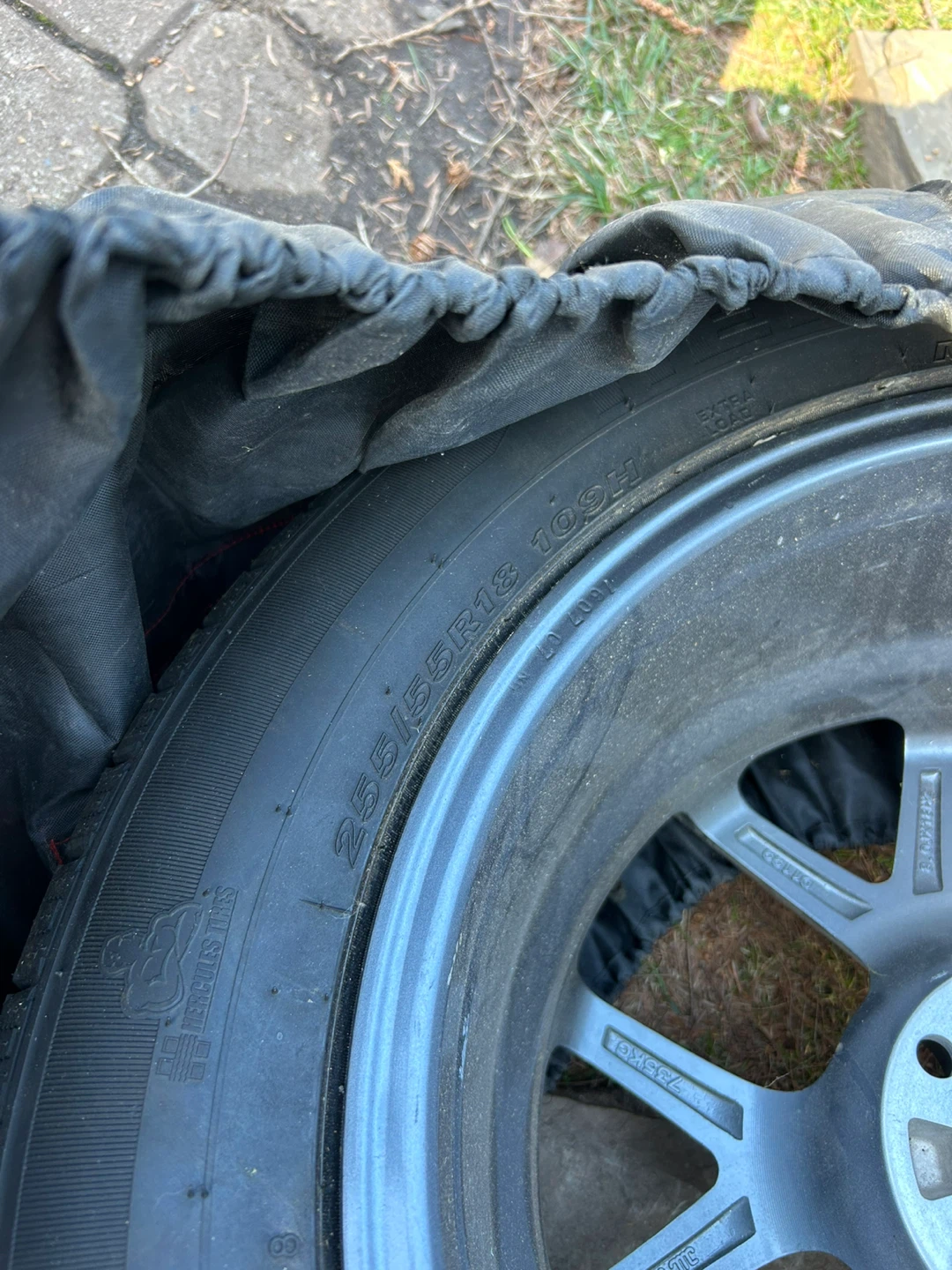 Hercules Terra Trac Cross-V All Season Tire 255/55R18 109H - photo 3