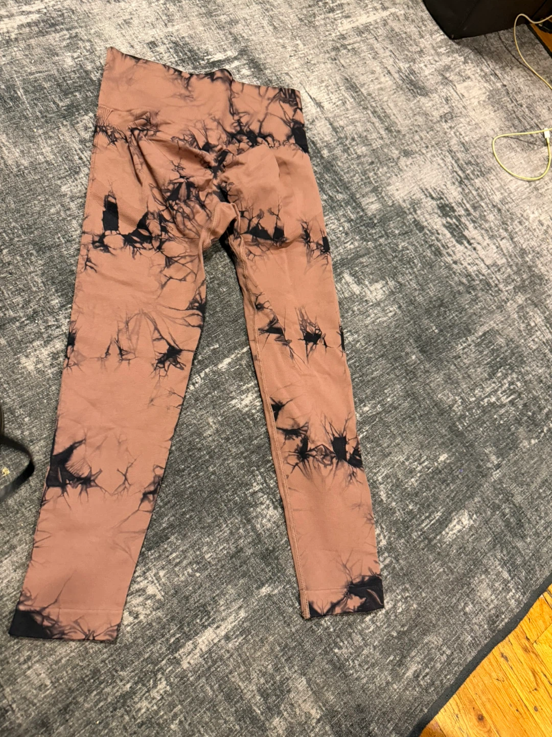 Athletic Leggings - Size M - photo 2