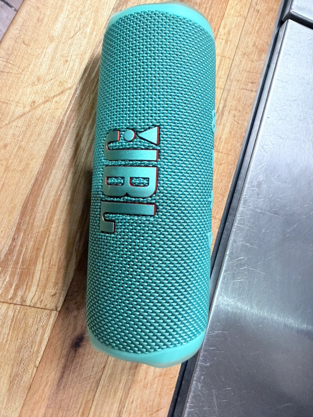 JBL Flip 6 Portable Bluetooth Speaker