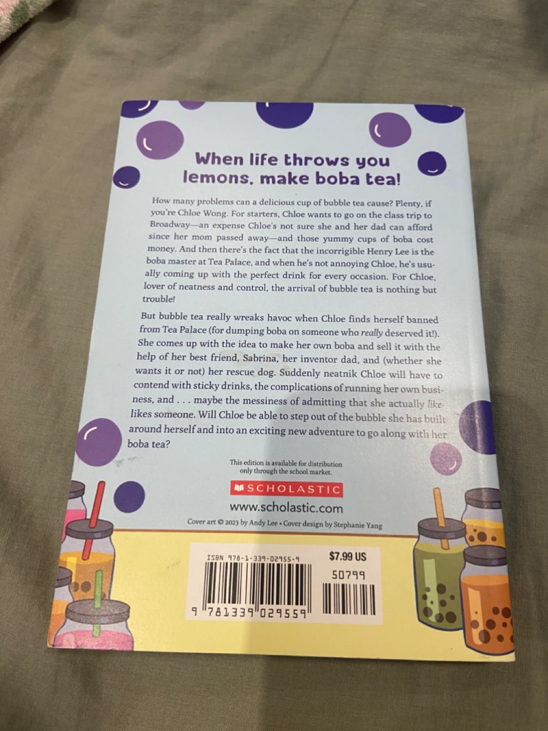 Bubble Trouble by Wendy Wan-Long Shang - Children's Novel - photo 2