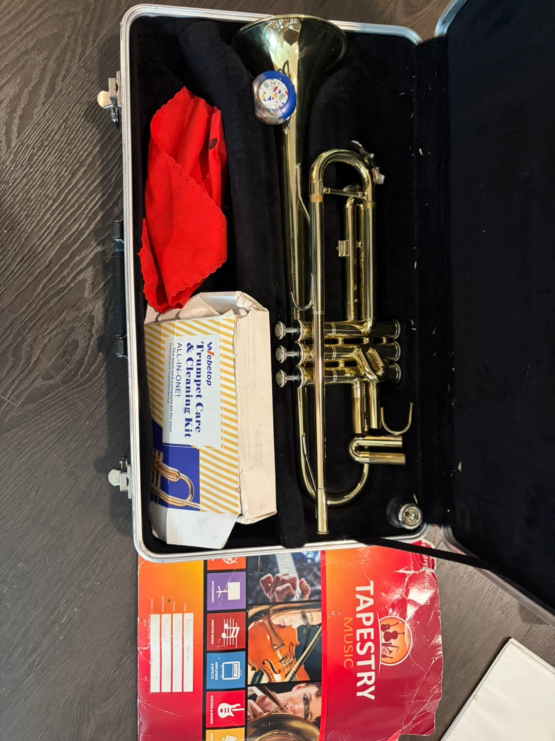 Westone Trumpet with Care Kit