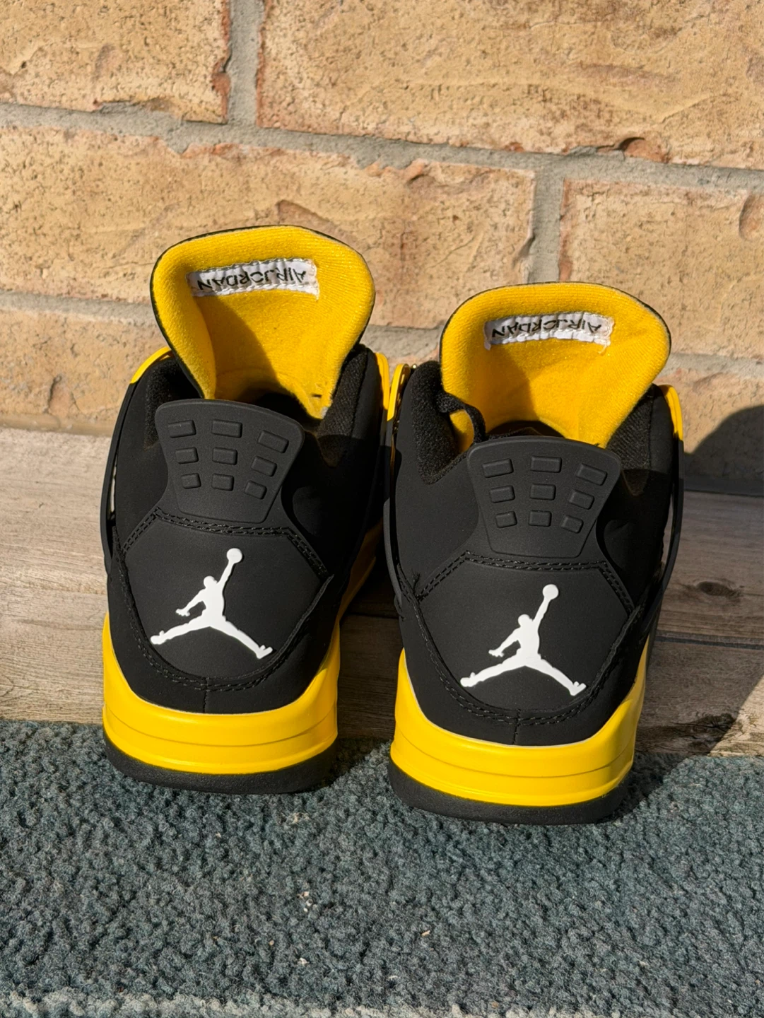 Jordan 4 Retro Black Yellow Sneakers - photo 4