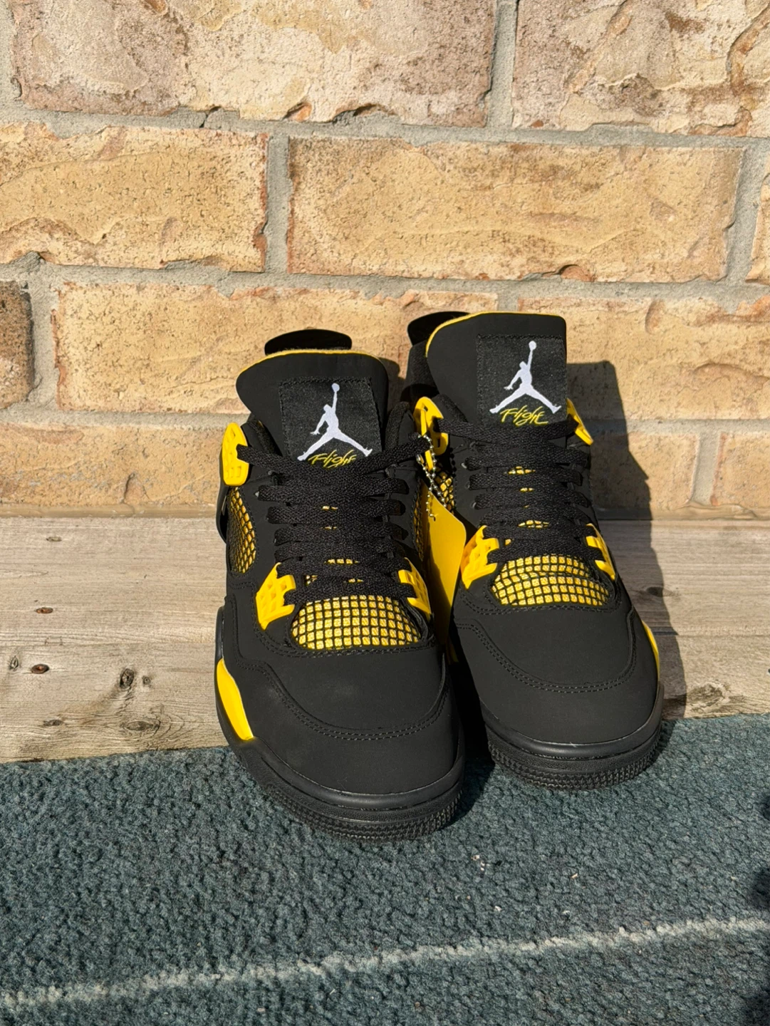 Jordan 4 Retro Black Yellow Sneakers - photo 3