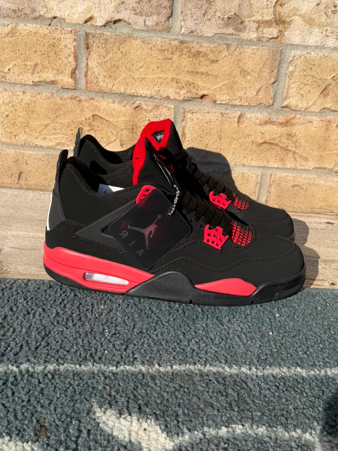 Air Jordan 4 Retro Black Red - photo 2