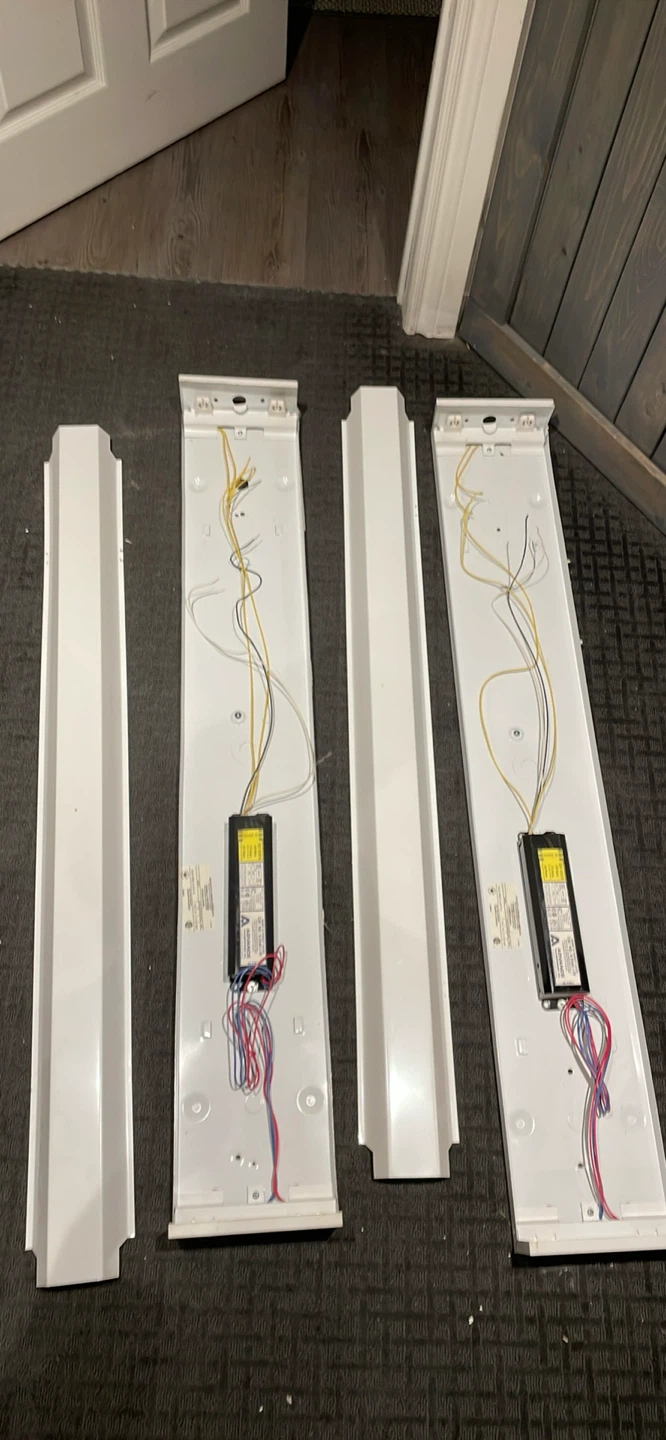 Advance Transformer Ballast Fixtures