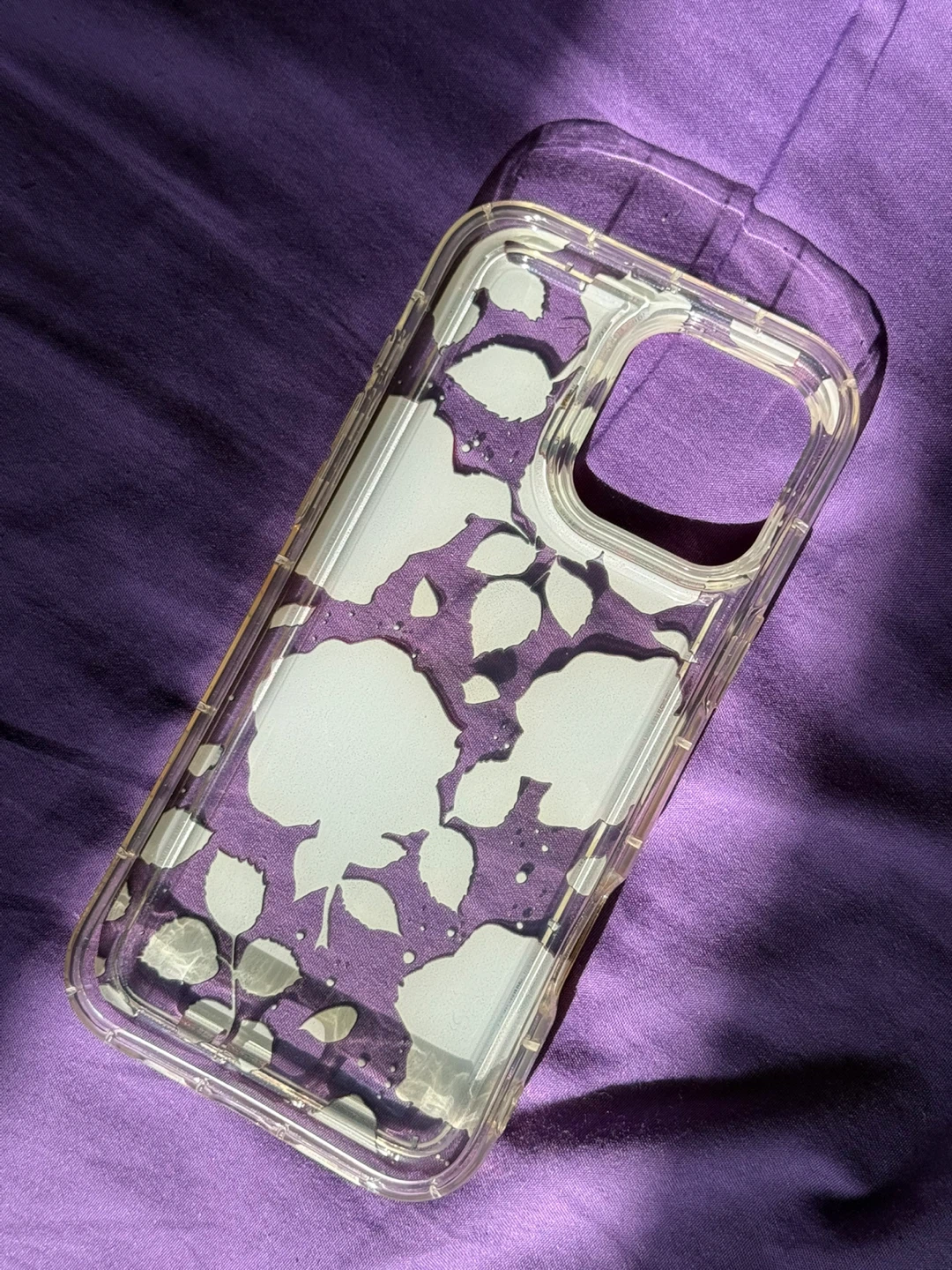 Clear Rose Pattern Phone Case 🌹🥀 - photo 4