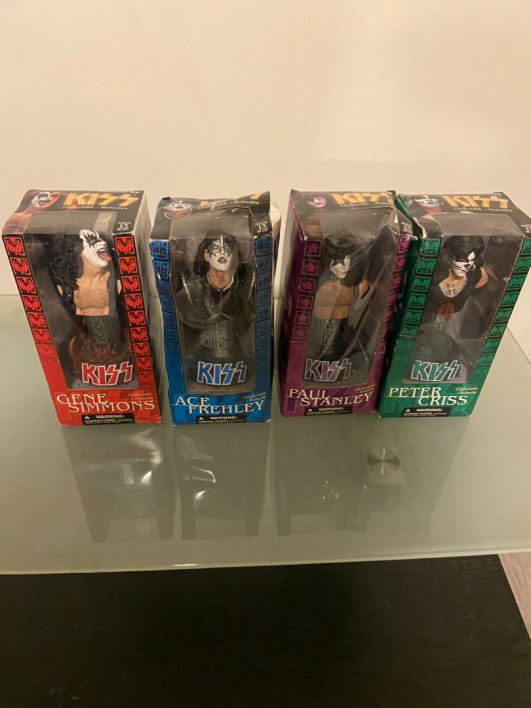 Figurines