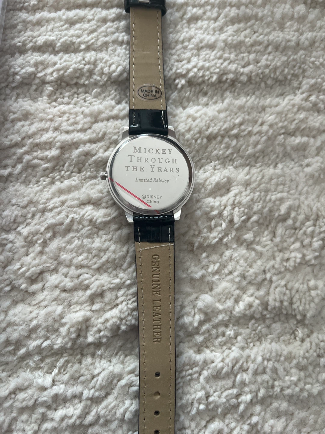 Disney Mickey Through The Years Limited Release Watch - photo 2