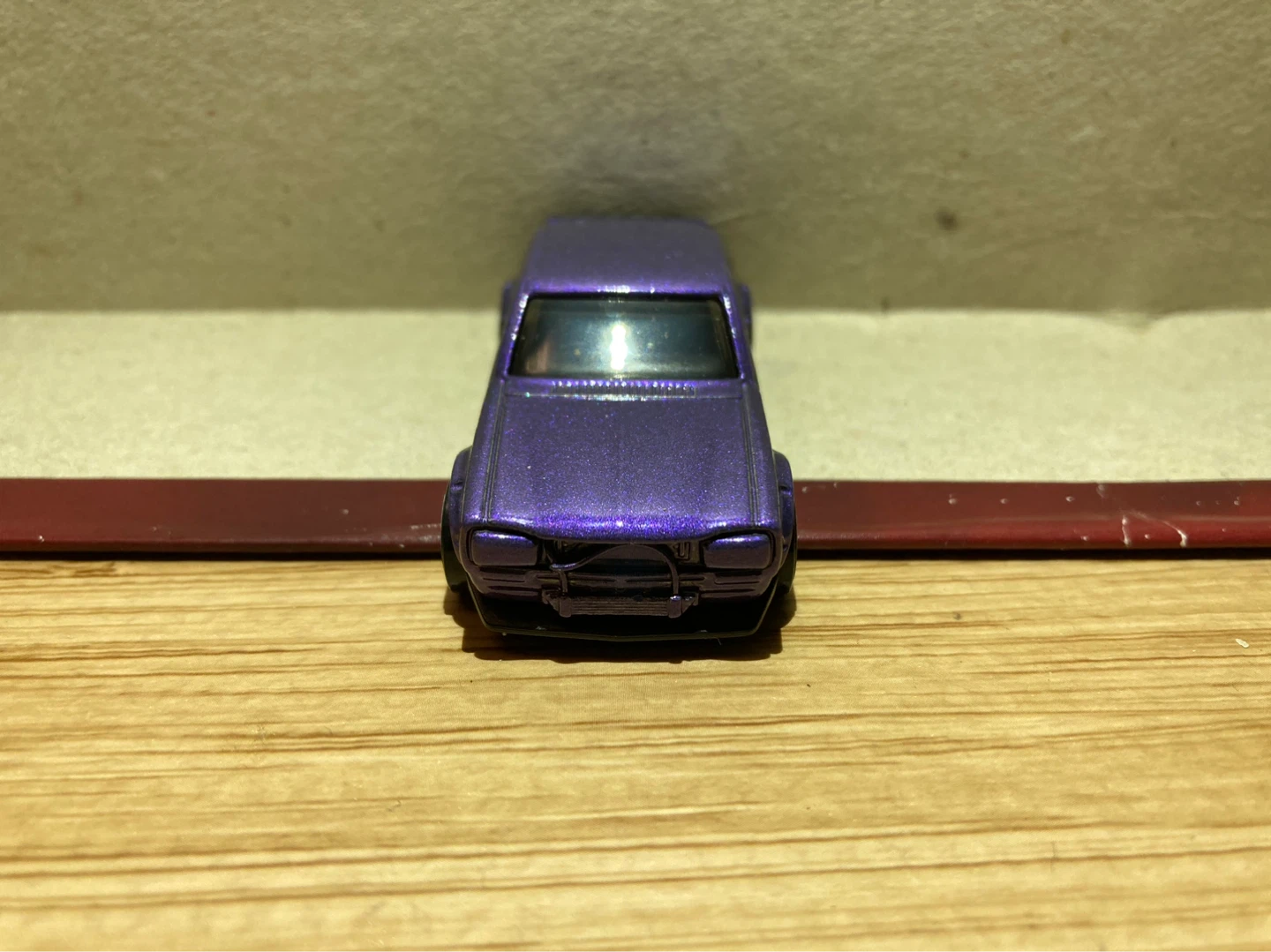 Hot Wheels Loose / Nissan Skyline HT 2000GT-X / Purple - photo 2