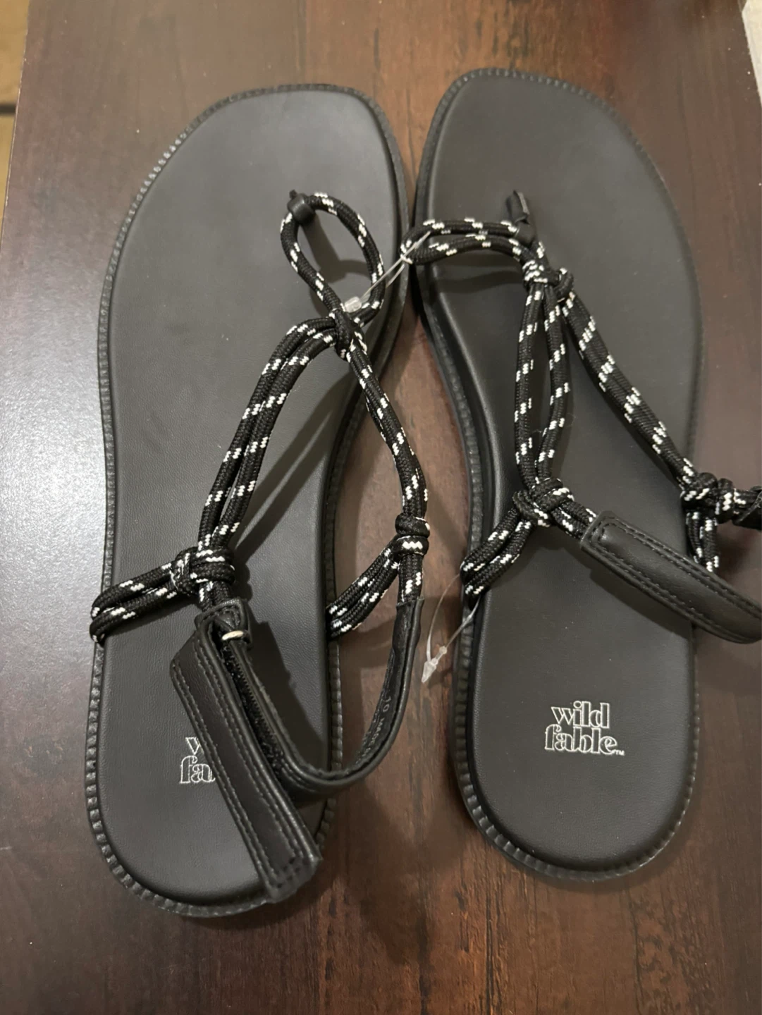NEW Wild Fable Women's Black Rope Strap Flat Sandals Size 10