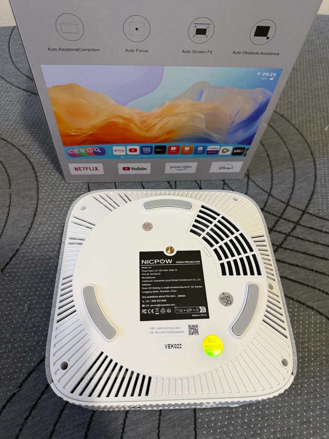 4K Smart Outdoor Projector - Netflix WiFi Bluetooth Auto Focus - photo 3