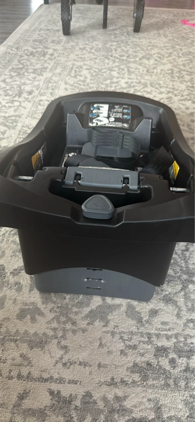 Evenflo Litemax 35 Infant Car Seat - photo 2