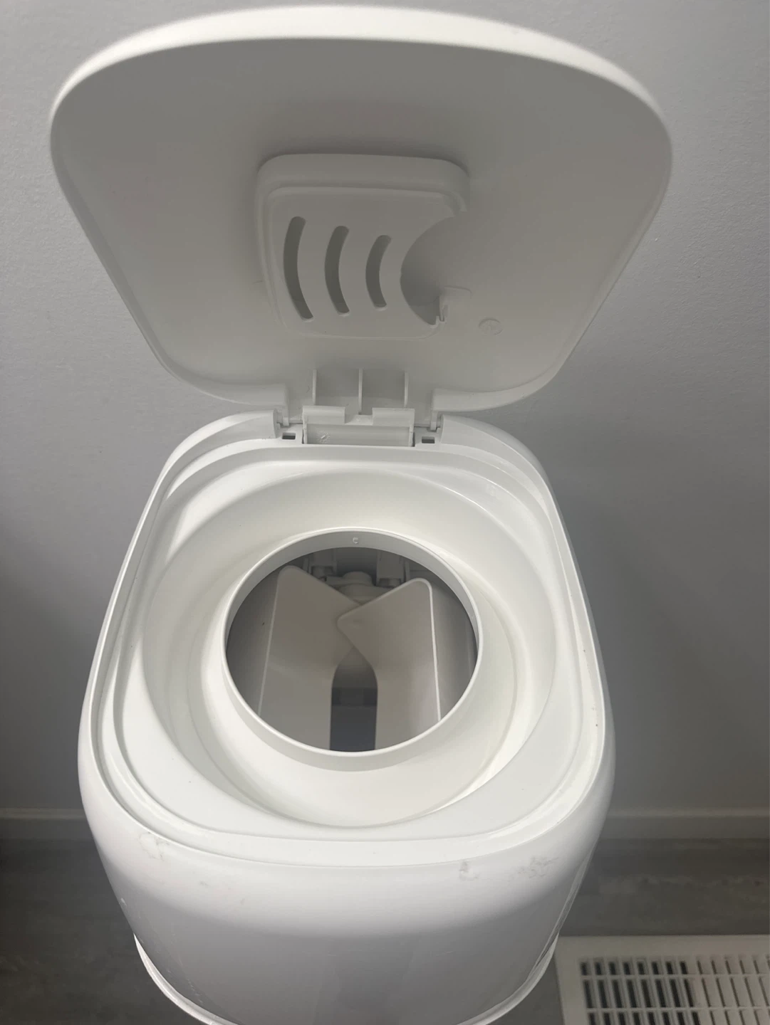 Playtex Diaper Genie Complete Diaper Pail - photo 2