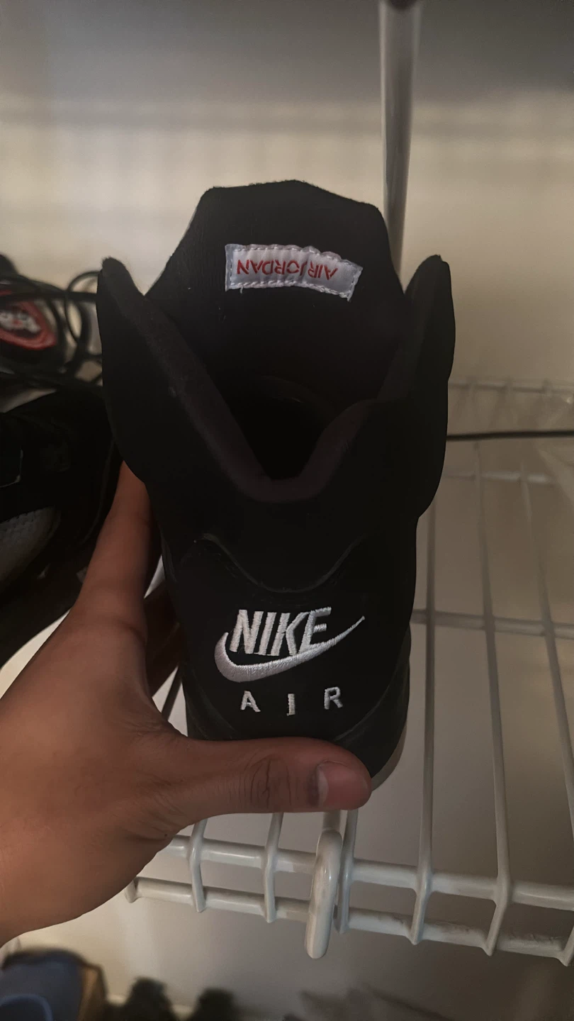 Air Jordan 5 Retro Black Metallic Worn - photo 4