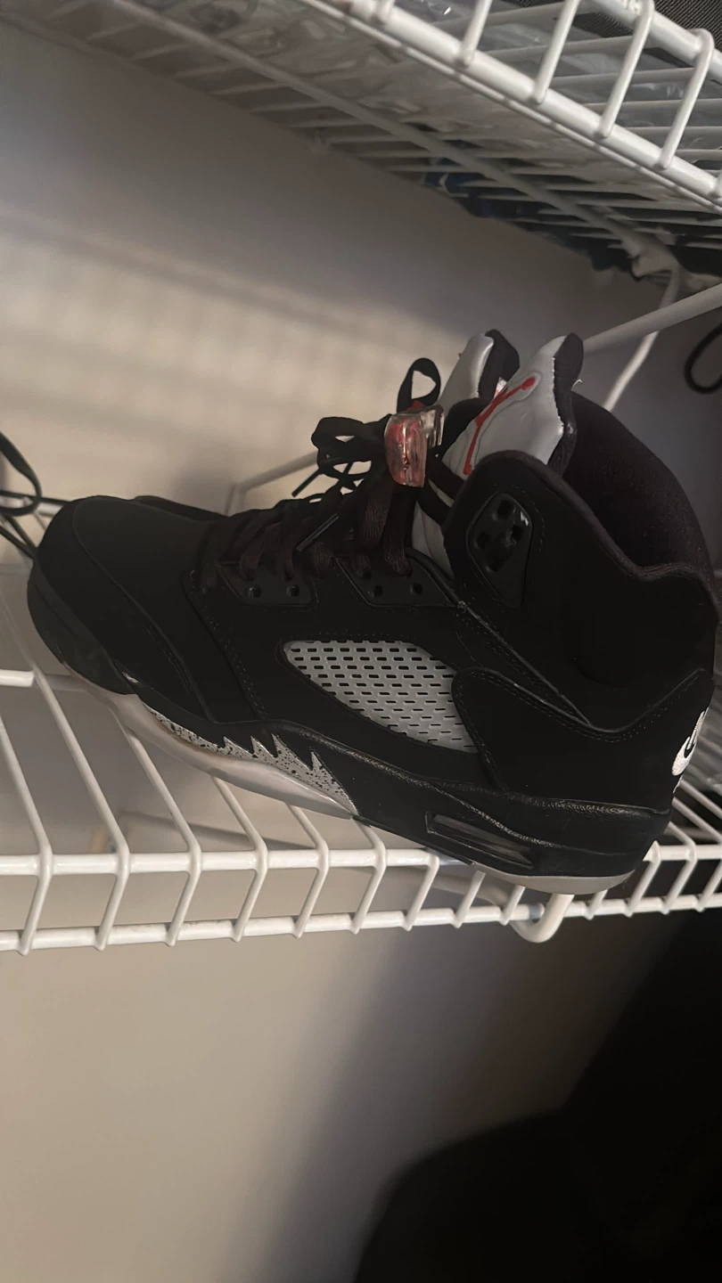 Air Jordan 5 Retro Black Metallic Worn - photo 2