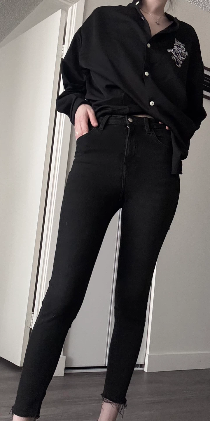 Black Skinny Jeans