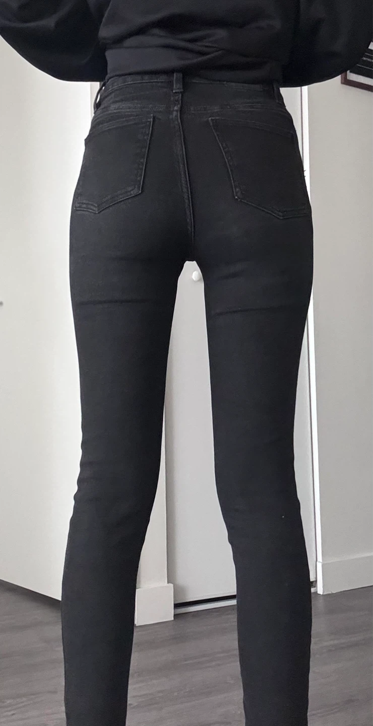 Black Skinny Jeans - photo 3