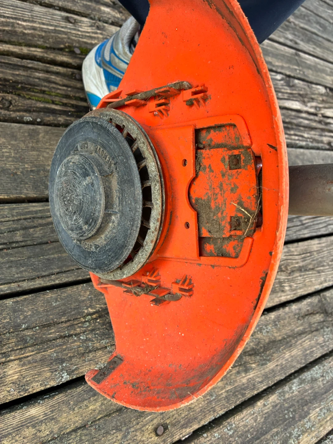 $4 Black Decker 120 V corded electric Trimmer edger mower - photo 3