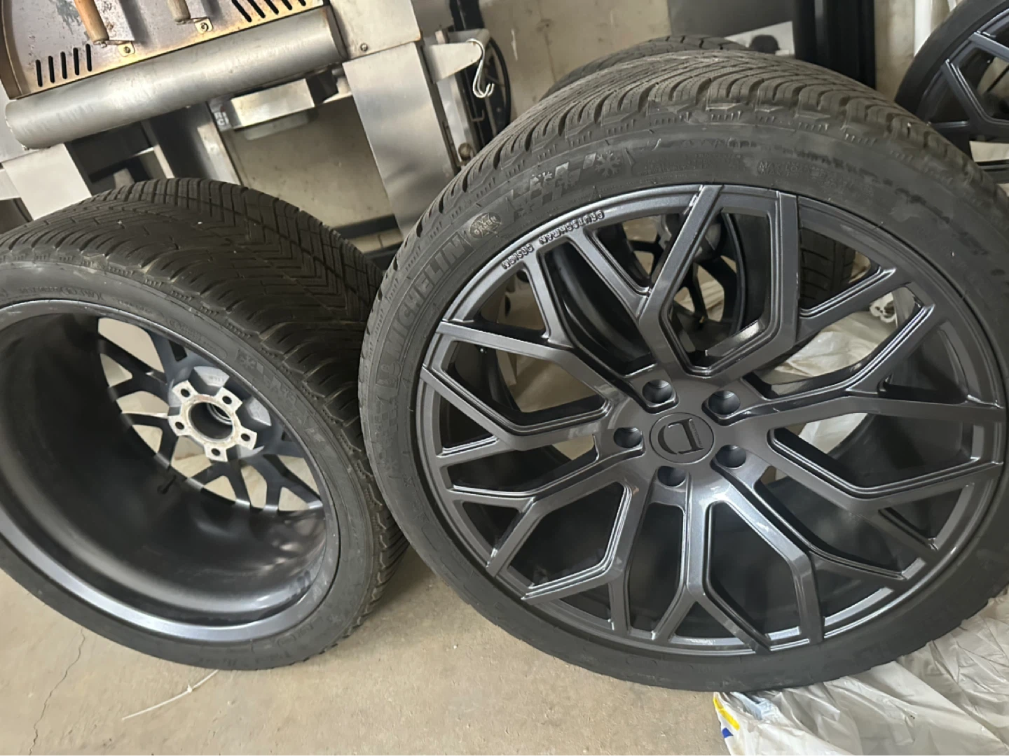 Set of 2 Winter Tires and Rims - photo 3