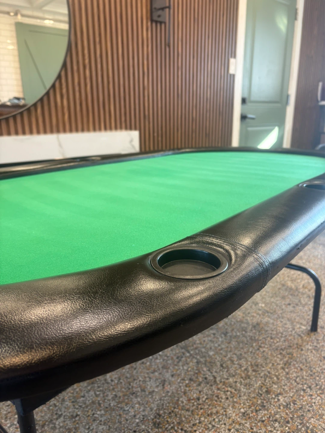 Poker Table - photo 4