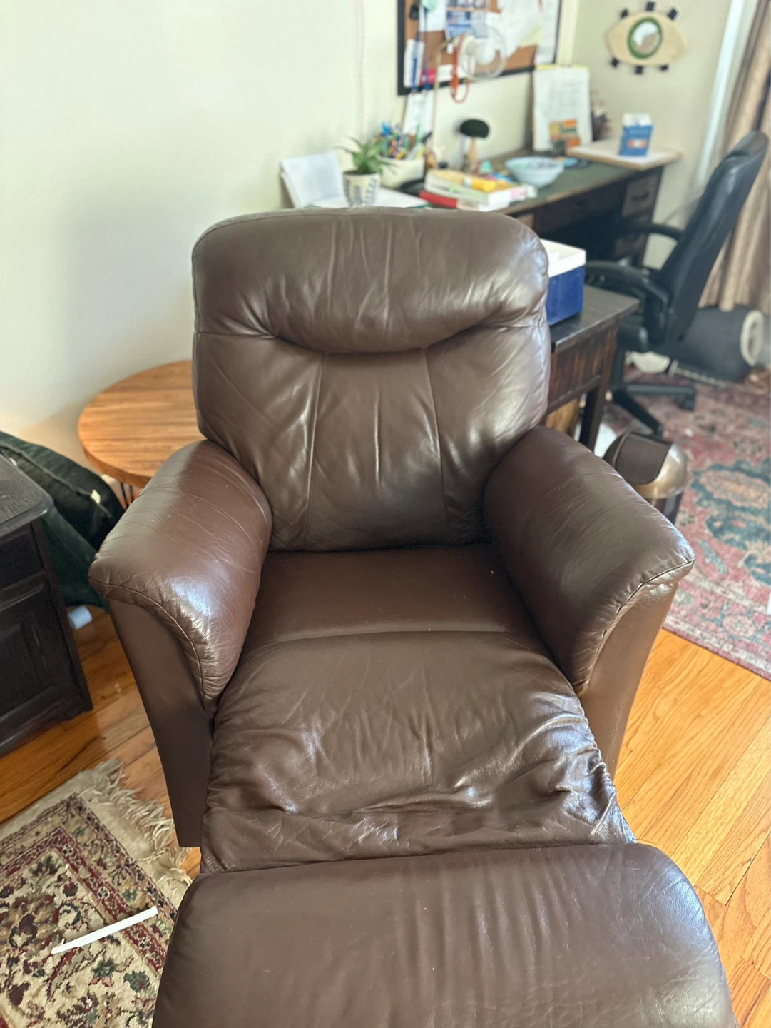 Brown Leather Recliner Chair - photo 4
