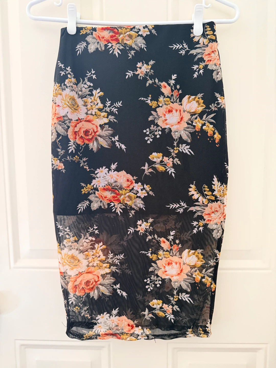 Black Floral Skirt   size S / 5-6