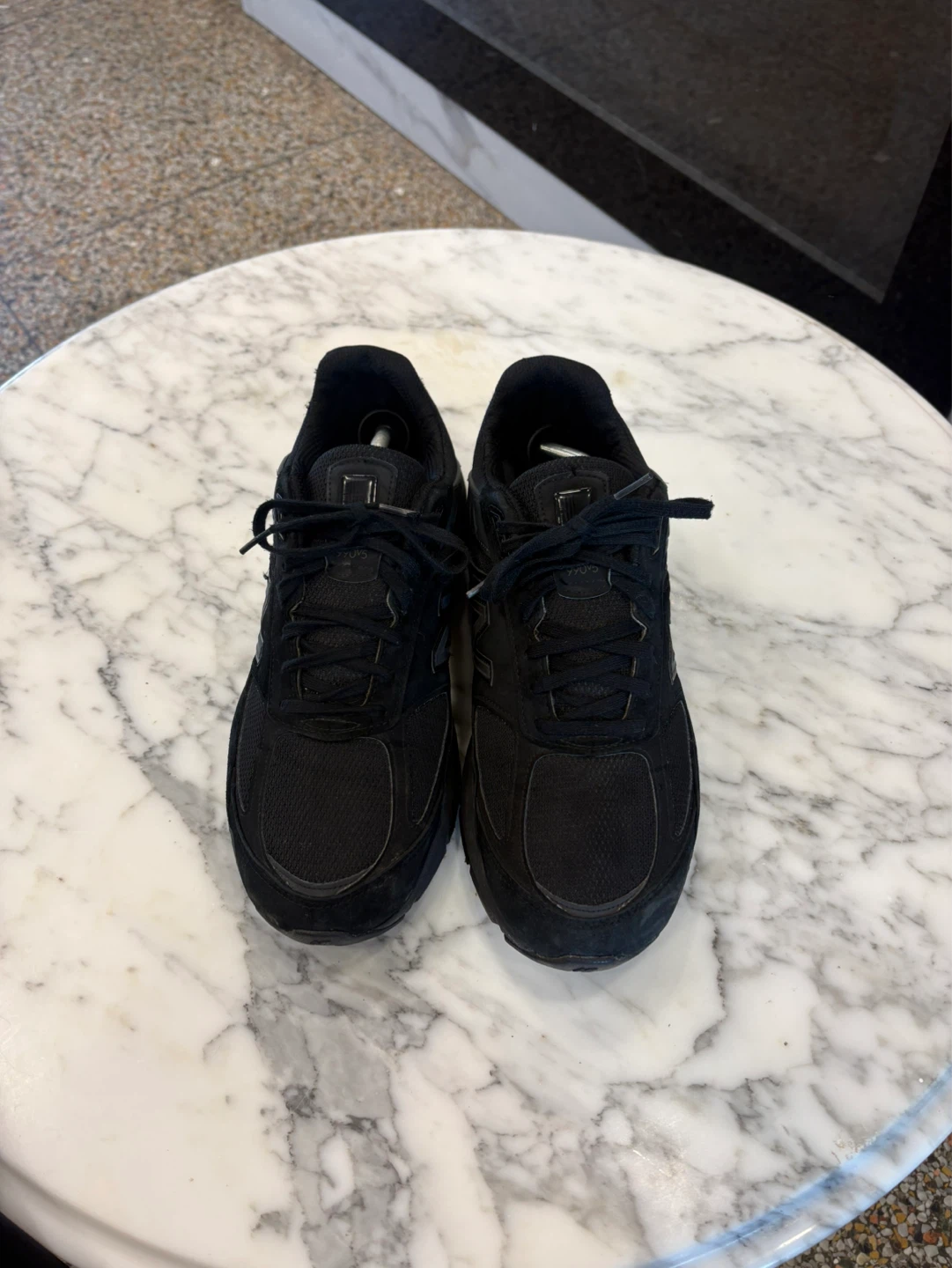 New Balance 990v5 Black - photo 4