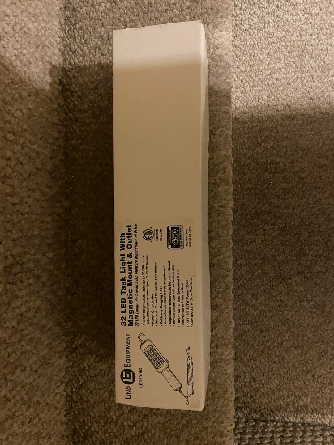Lind Equipment 32 LED Task Light with Magnetic Mount & Outlet - photo 2