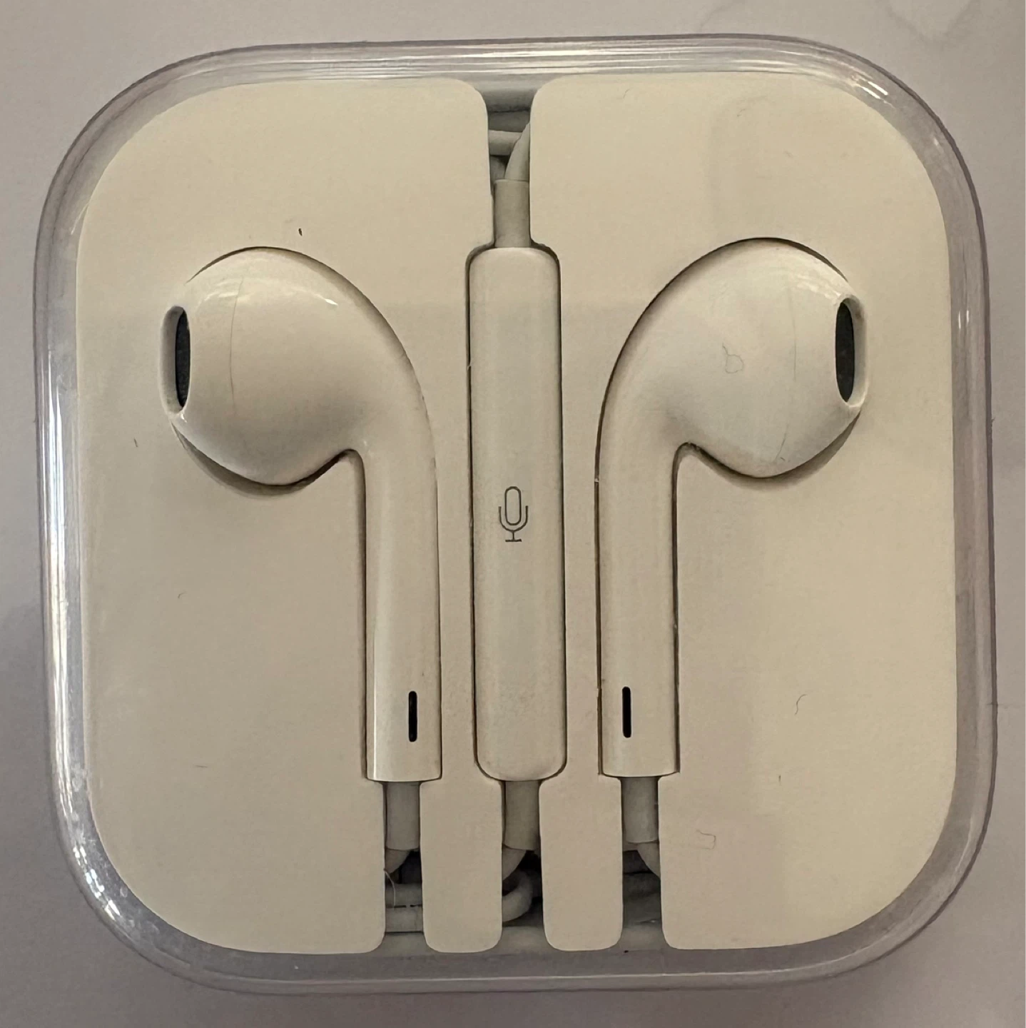 ✨✨Apple EarPods with 3.5mm Jack