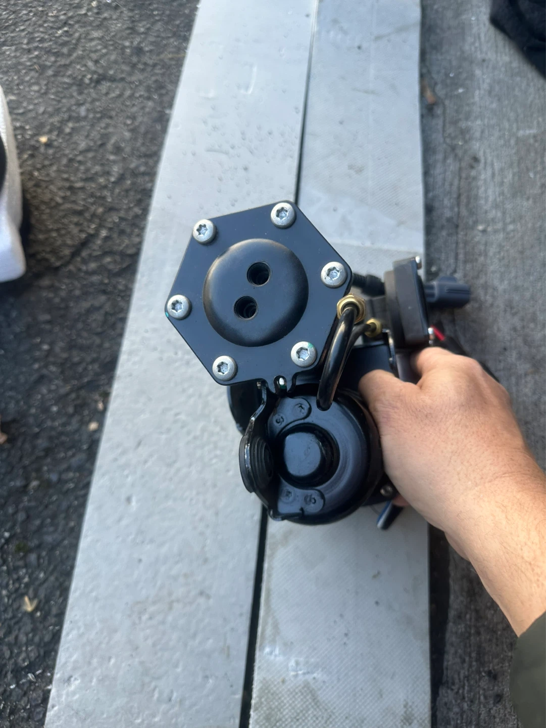 Air Suspension Compressor - photo 4