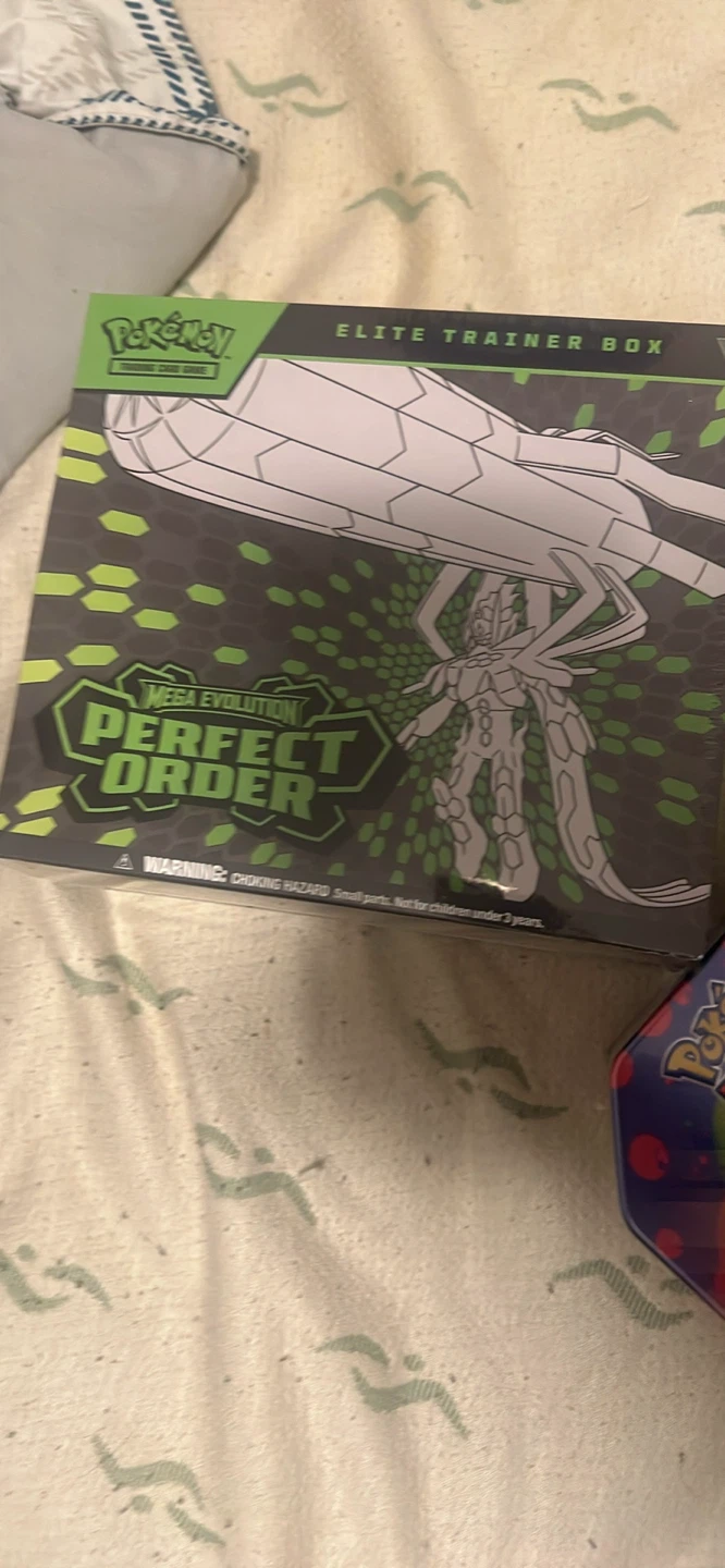 Pokémon Elite Trainer Box - Mega Evolution Perfect Order