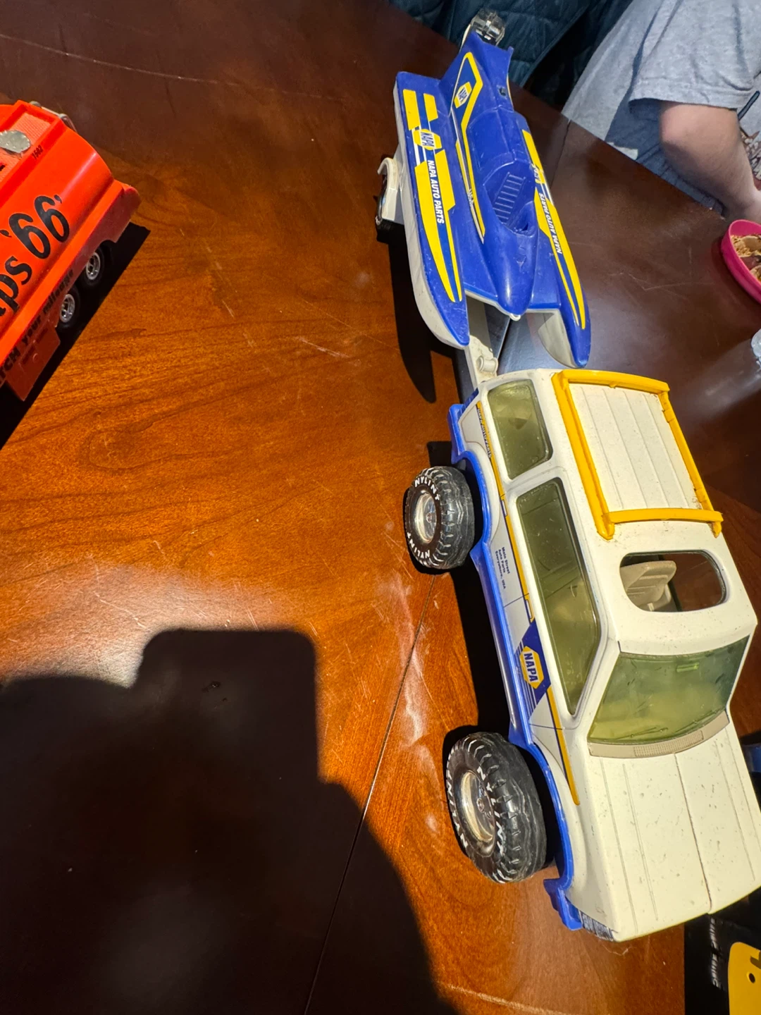 Vintage NAPA Auto Parts Boat and Trailer Toy - photo 3
