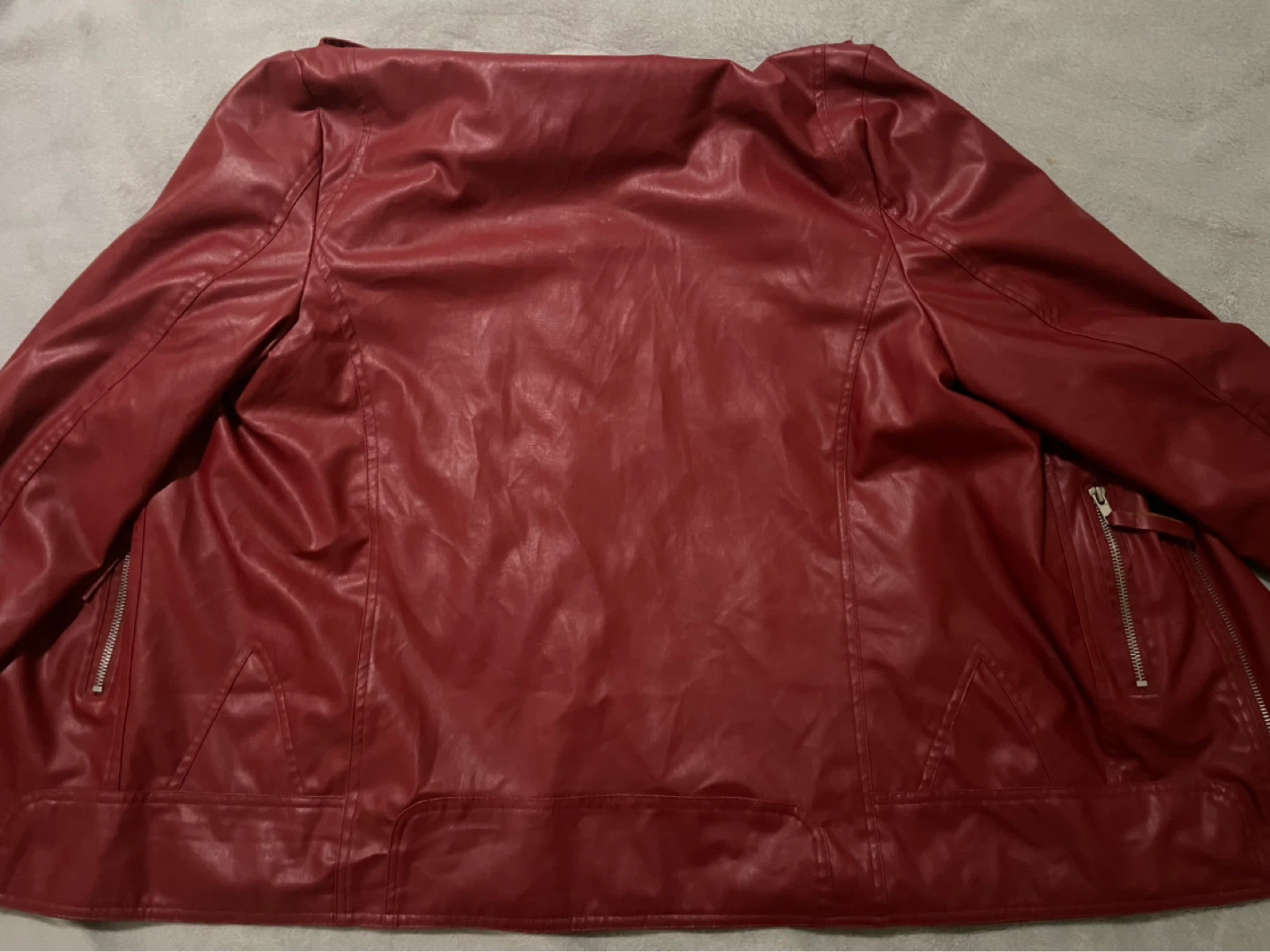 Red faux leather jacket - photo 3