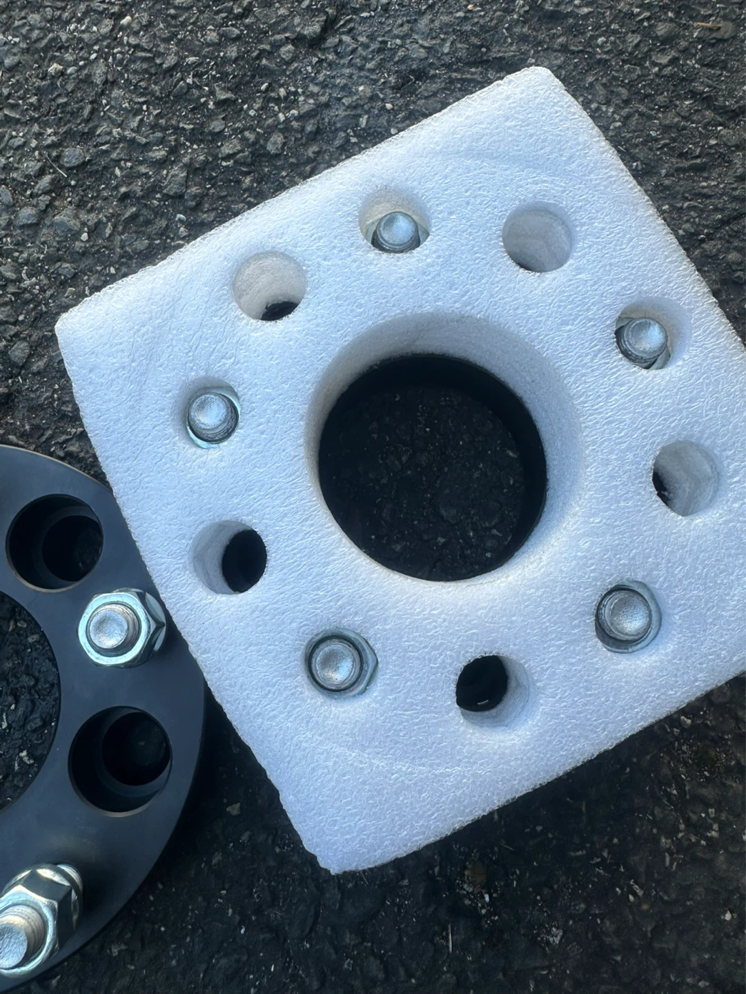 2 Wheel Spacers - 1" and 1.5" Thick - photo 5