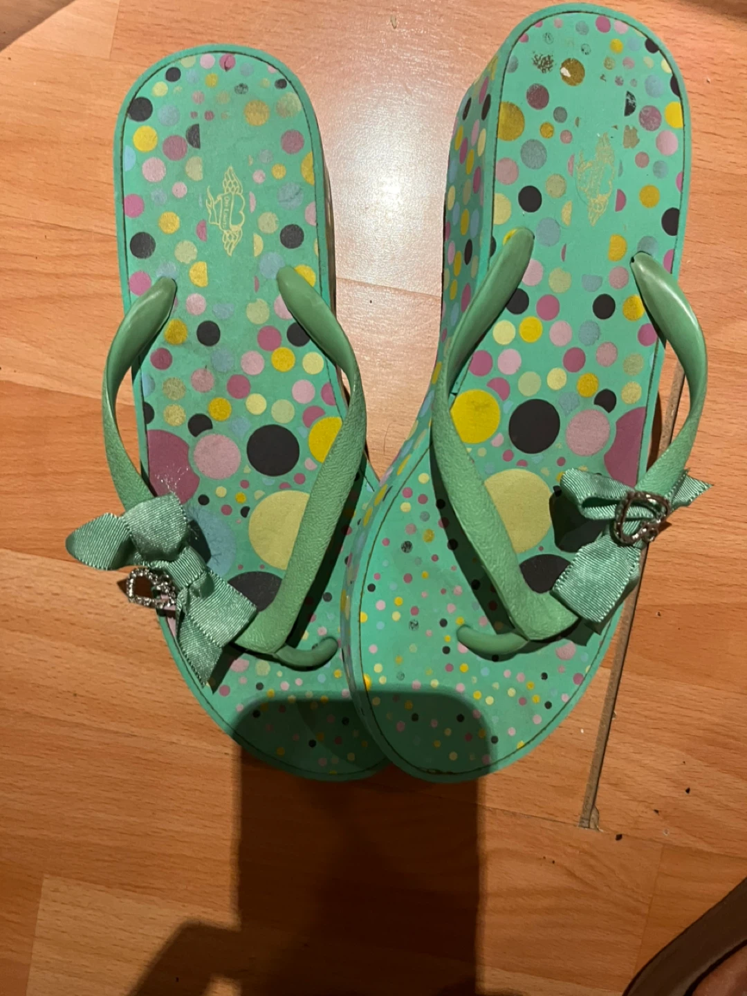 Green Flip Flops with Polka Dot Pattern and Bows