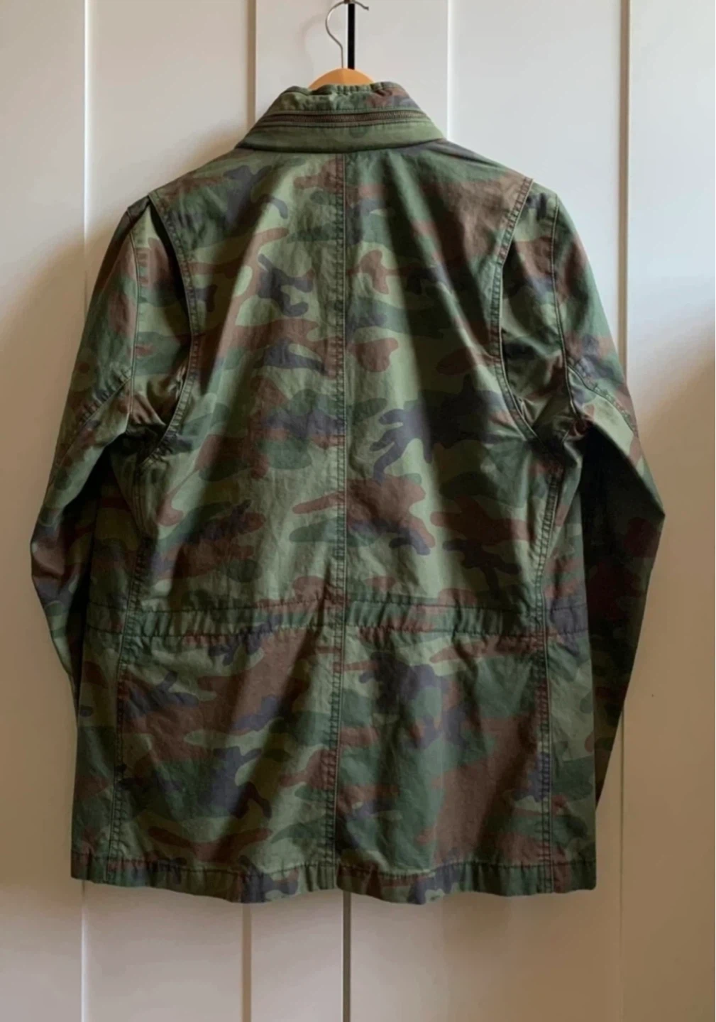 NEW Men's Camouflage Jacket GAP-Size M - photo 3