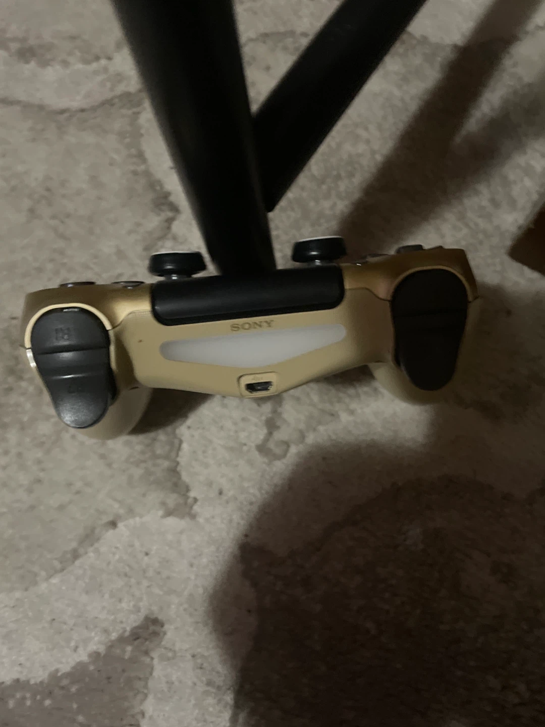 Sony DualShock 4 Controller - Gold Plus black and white grips - photo 3
