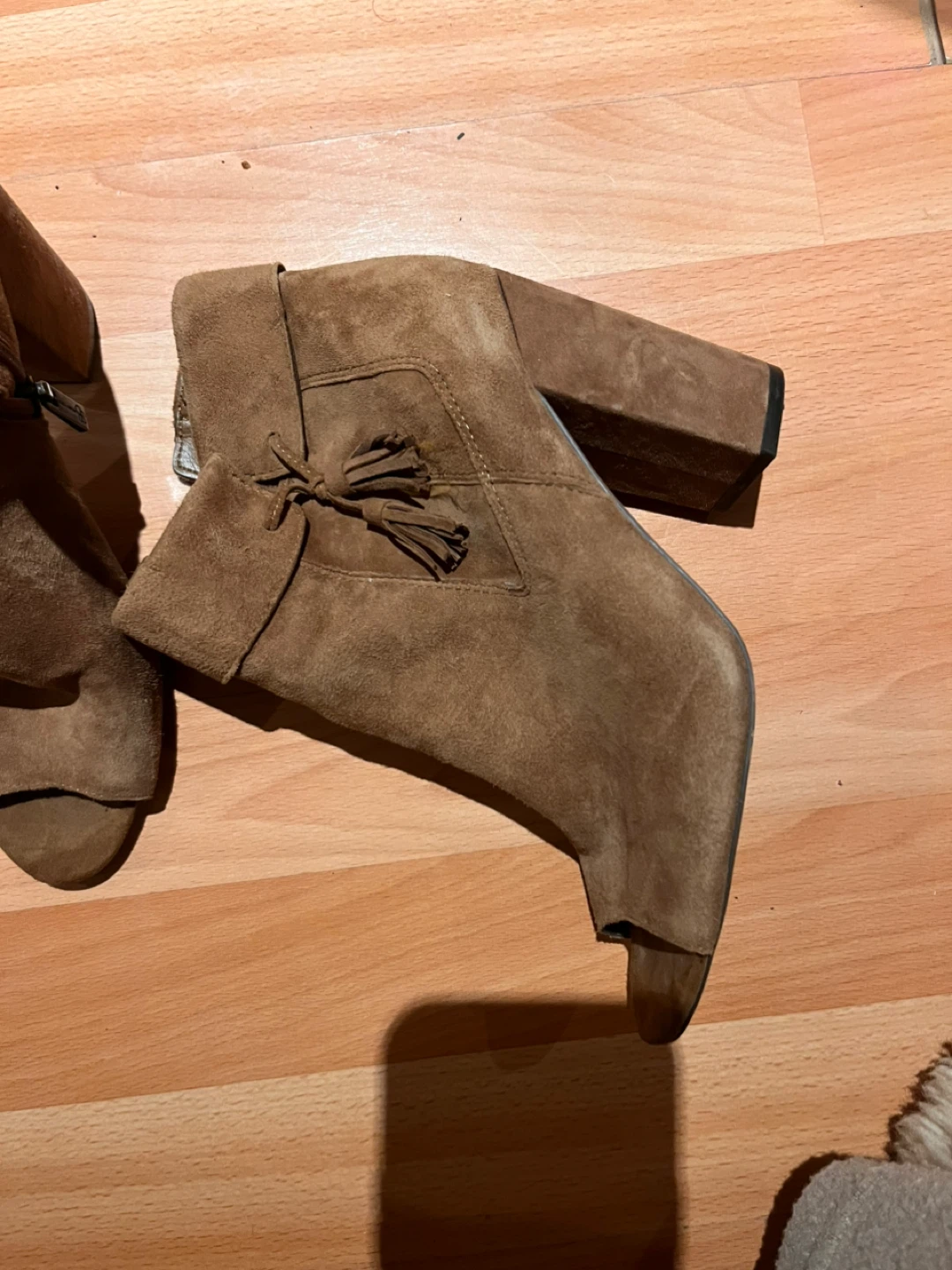 Jessica Simpson Brown Suede Ankle Boots Size 7.5 - photo 3
