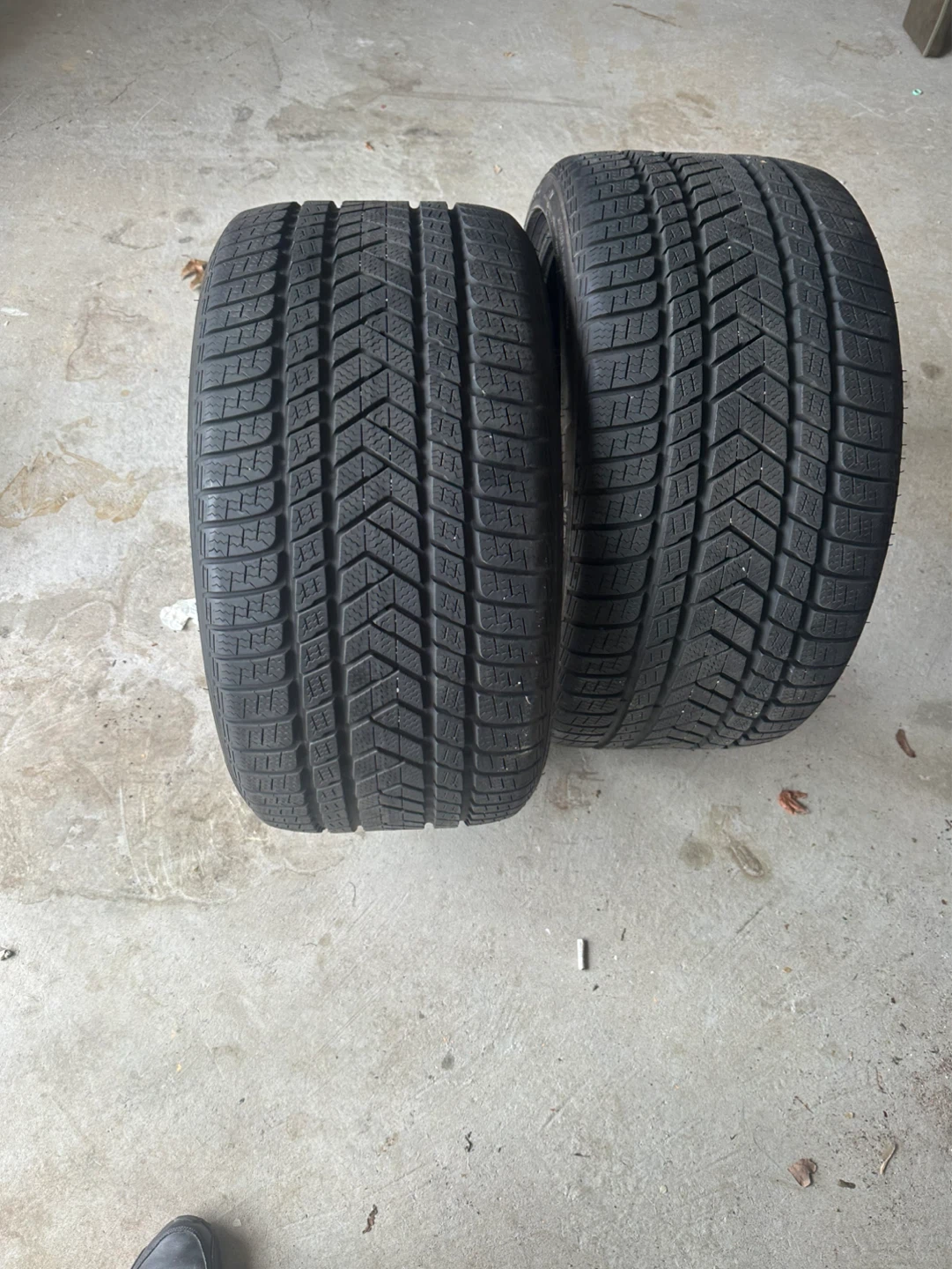 Set of 2 Tires - photo 2