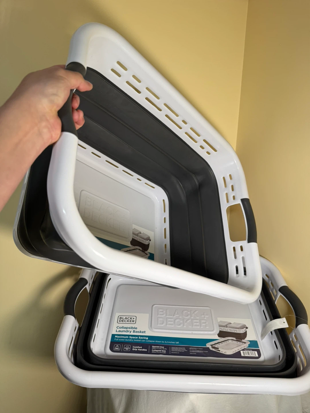 Black+Decker Collapsible Laundry Basket - photo 3